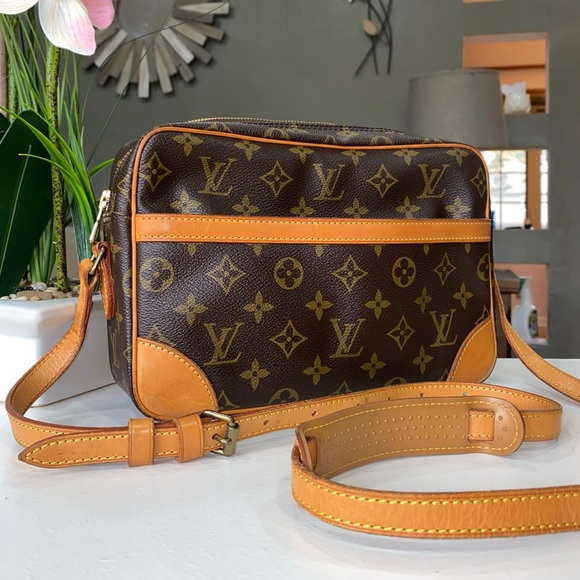 Louis Vuitton Handbags - ❤️authentic lv